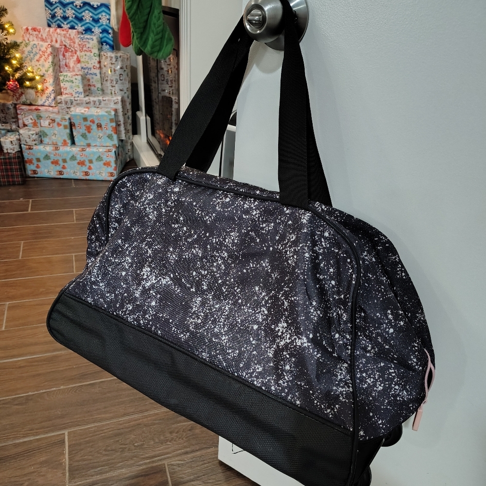 Fila 22" Carry On Rolling Duffle Bag Travel Vacation Fly View 4